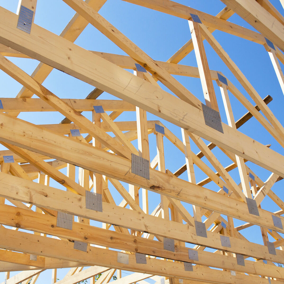 Roof Trusses by Daecon Trusses
